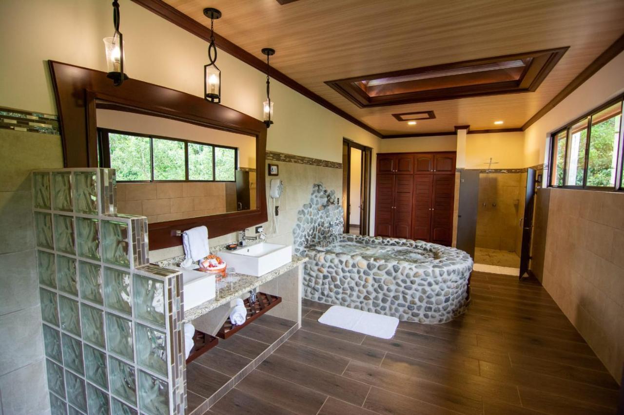 Hotel Arenal Springs Resort & Spa La Fortuna Zewnętrze zdjęcie Bathroom