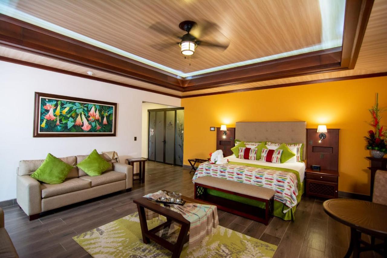 Hotel Arenal Springs Resort & Spa La Fortuna Zewnętrze zdjęcie Suite at Hotel Villa Bonita