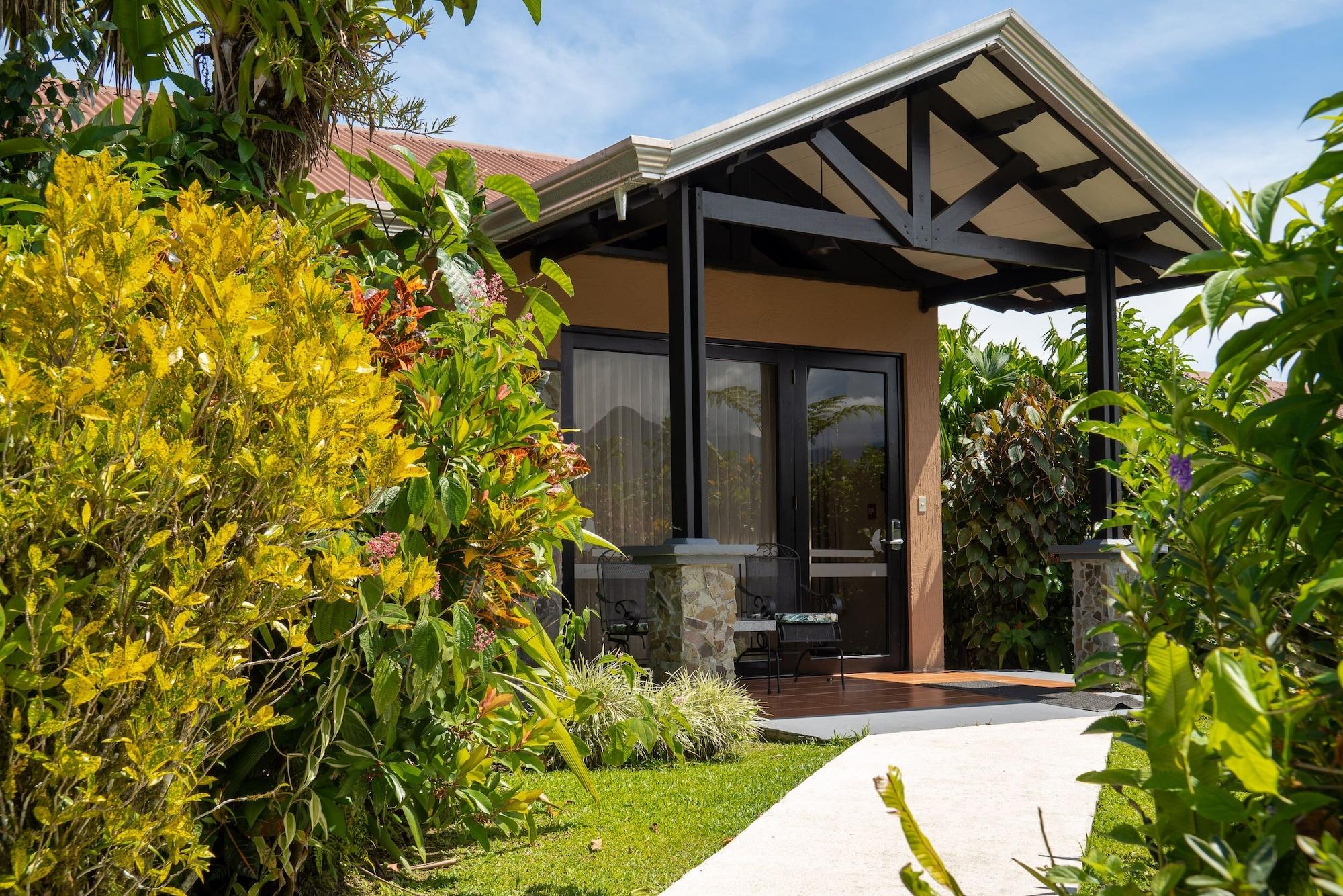 Hotel Arenal Springs Resort & Spa La Fortuna Zewnętrze zdjęcie A villa at the resort